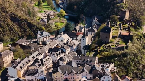 Aerial view around the old town of the city Esch-sur-Sure 库存影片 339800583