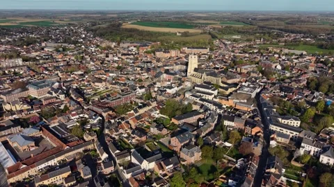 Aerial view around the old town of the city Tongeren-Borgloon Vidéo 339801043