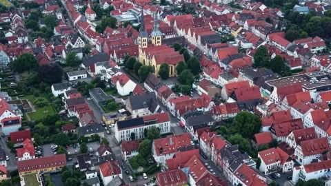 Aerial view around the old town of the city Lemgo Vidéo 341020979