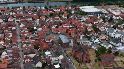 Aerial view around the old town of the city Wörth am Main 库存影片 341034526
