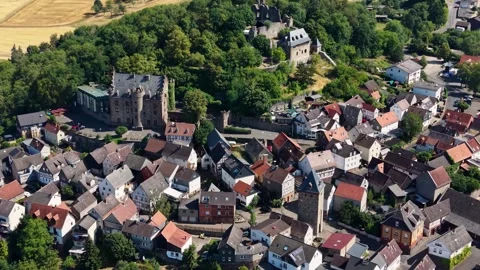 Aerial view around the old town of the city Staufenberg, Germany 库存影片 341322733