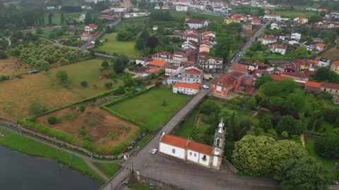 Aerial view around the old town of the city Ponte de Lima Vidéo 341436574