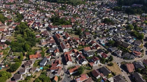 Aerial view around the old town of the city Mühlhausen Vidéo 341701077