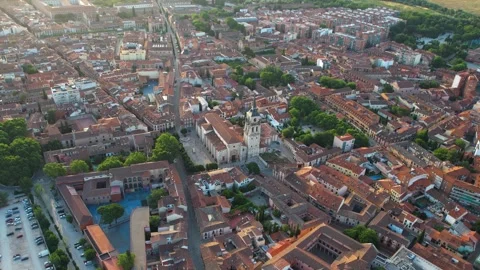 Aerial view around the old town of the city Alcala De Henares 库存影片 341774745