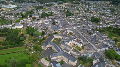 Aerial view around the old town of the city Bauge-en-Anjou 库存影片 344718819