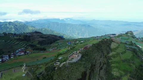 Aerial View of Atok Benguet Highest Peak at 7,400 Feet Above Sea Level, Philippi Vídeos de archivo 341518296