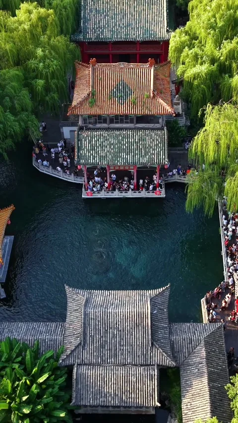 Aerial View of Baotu Spring Park: Vibrant Chinese Culture &amp; Nature Stock Footage 331117705