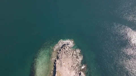 Aerial view of the basalt columns of Bruce Cape 스톡 동영상 316804476