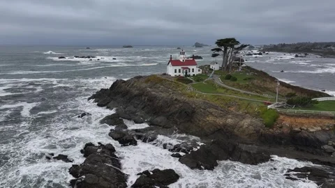 Aerial view of Battery Point Lighthouse in Crescent city California， USA Stockbeeldmateriaal 334359885