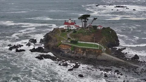 Aerial view of Battery Point Lighthouse in Crescent city California， USA Stockbeeldmateriaal 334360889