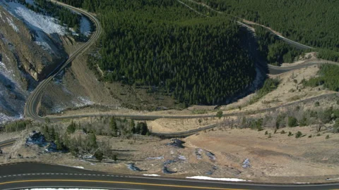 Aerial view of the Beartooth Scenic Highway in Montana Vidéo 265934958