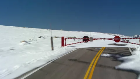 Aerial view of the Beartooth Scenic Highway in Montana Vidéo 265935074