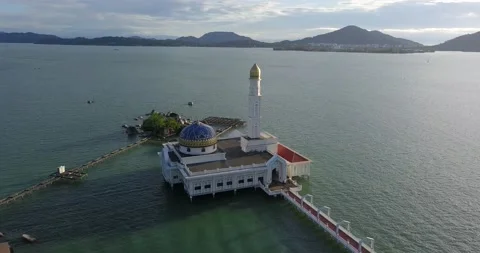 Aerial view of beautiful floating mosque at Pangkor Island Stock Footage 221216756