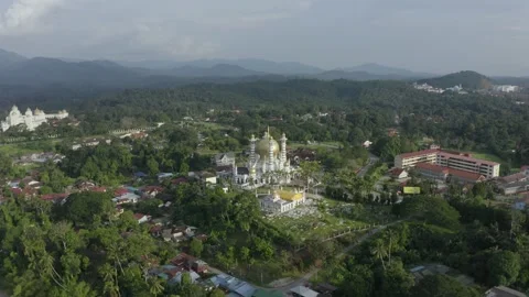 Aerial view of a beautiful mosque in Kuala Kangsar, Perak, Malaysia Stock Footage