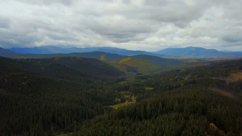 Aerial view of beautiful mountains landscape 库存影片 82961953
