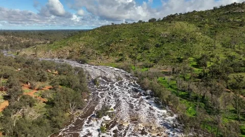Aerial view of Bells Rapids Park in Brigadoon, Australia. Vidéo 345049495