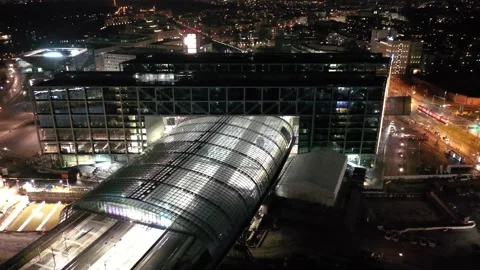 Aerial view of berlin central train station in christmas illumination Stockbeeldmateriaal 145785413