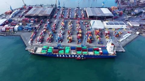 Aerial view of a big containers ship in the port of Burgas, Bulgaria 스톡 동영상 327023436