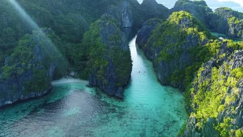 Aerial view of big lagoon on miniloc island in el nido palawan Stockbeeldmateriaal 342575489