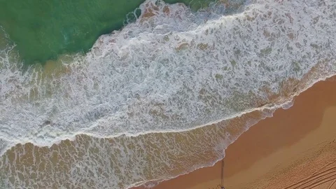 Aerial view of big wave on the ocean at Kealia beach in Kauai island of Hawaii 動画素材 73813653