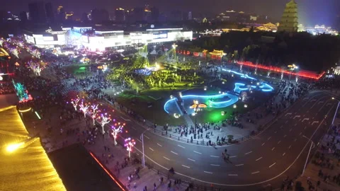 Aerial View of Big Wild Goose Pagoda Fountains Square ,Xi'an, Shaanxi, China Vídeo Stock 123742607