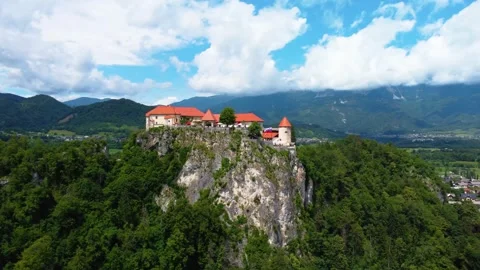 Aerial View of Bled Castle - Blejski Grad with Lake Bled - Blejsko Jezero Video stock 260656672