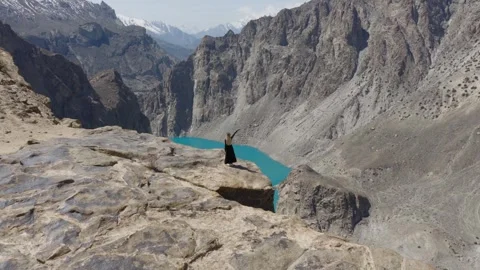 Aerial view of a breathtaking mountain valley in Pakistan, featuring a stunning 스톡 동영상 317958053