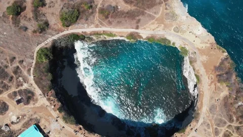 Aerial view of Broken Beach 스톡 동영상 150095483