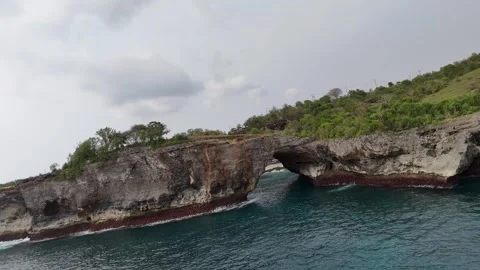 Aerial view of Broken Beach on sunny day. Nusa Penida, Indonesia. Stock Footage 320209956
