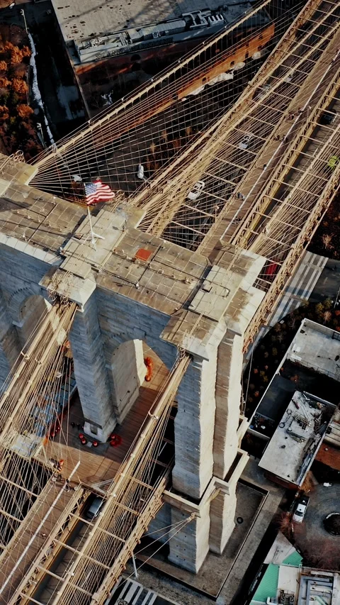 Aerial view of Brooklyn Bridge highlighting its architecture Stock Footage 304281107