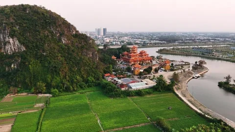 Aerial view of a buddhist temple complex in da nang, quan the am pagoda, vi.. Stock Footage 335029223