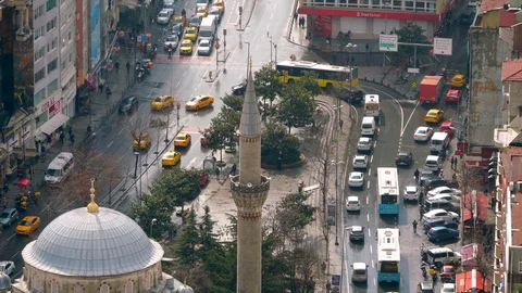 Aerial view of busy road intersection in Istanbul, Turkey. 4k time lapse.	 스톡 동영상 127117850