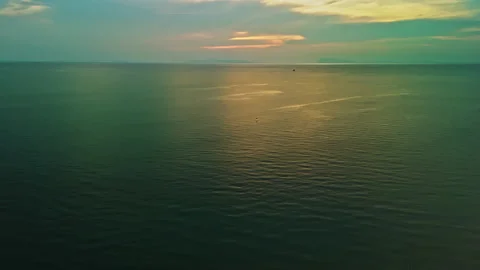 Aerial view of calm ocean surface. Koh Samui. Thailand. Vídeos de archivo 333100098