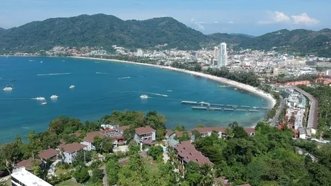Aerial View as Camera Flies Left of Patong Beach, Thailand Vídeo Stock 85010021