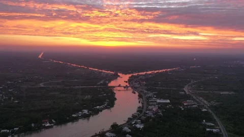 Aerial view of the Can Tho river during a brilliant sunset Video stock 167263532