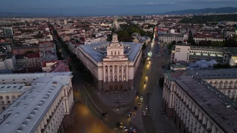 Aerial view of capital of Bulgaria, Sofia and cathedral St. Alexander Nevsky 動画素材 329921860