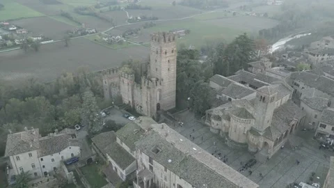 Aerial view of Castell'arquato, Emilia Romagna, Italy Video stock 304978299