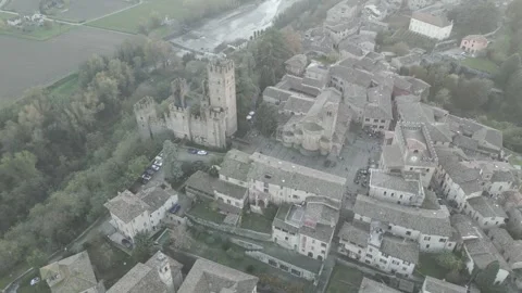 Aerial view of Castell'arquato, Emilia Romagna, Italy Video stock 304979255