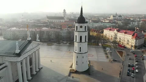 Aerial view of the Cathedral square in the winter morning, Vilnius, Lithuania. Stock-Footage 221154080