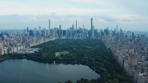 Aerial view on Central Park in New York Vídeos de archivo 127407205
