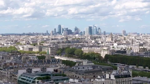 Aerial view of Chaillot district in front of la defense in Paris Video stock 252097189