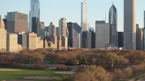 Aerial view of the Chicago Loop and Millennium Park on a spring morning Video stock 306122284