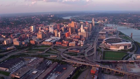 Aerial view of Cincinnati, Ohio Vidéo 75383155