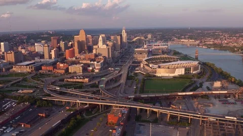Aerial view of Cincinnati, Ohio Vidéo 75383297