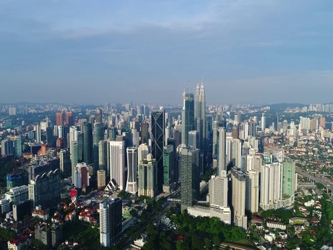 An aerial view of city center. Видео 80557955