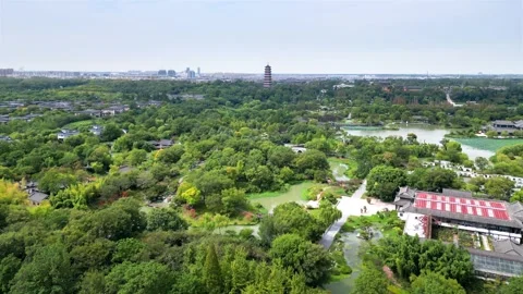 Aerial View of Classical Gardens in Slender West Lake, Yangzhou, Jiangsu 스톡 동영상 347630404