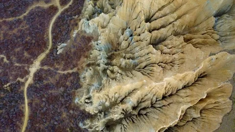 Aerial view of clay cliffs, rock formations in Omarama, New Zealand 스톡 동영상 99365744