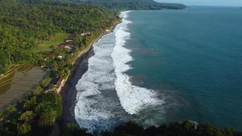 Aerial view of cliff 4K Stock Footage 289769098