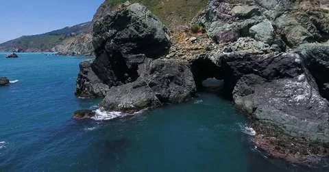 Aerial view of the cliffs at Big Sur, California Video stock 76483411