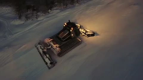 Aerial view: Close up drone view. Work out the preparation of the ski slope Stockbeeldmateriaal 166389107